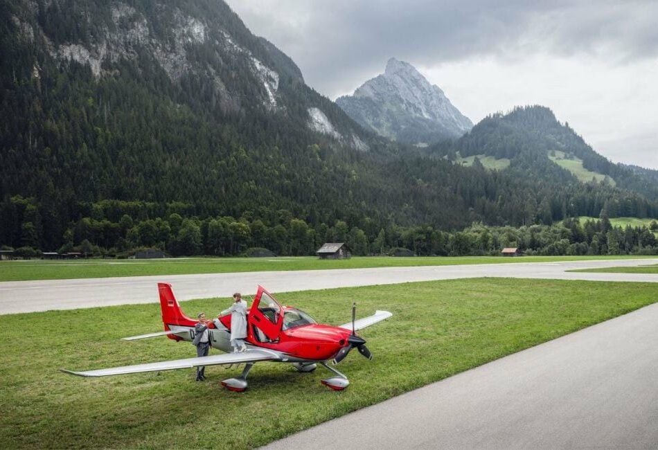 Cirrus SR22 aircraft on the ramp.